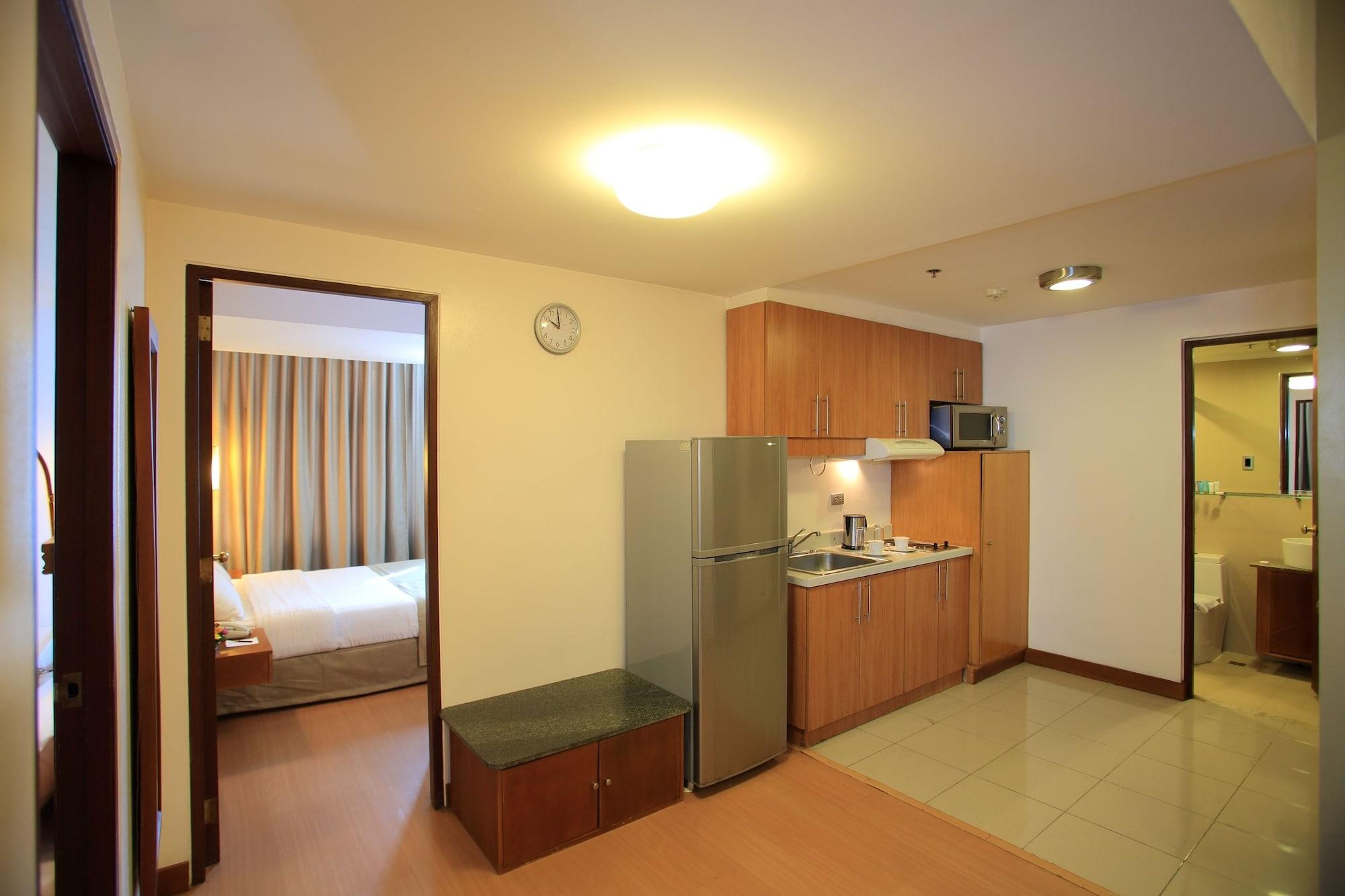 The Malayan Plaza Hotel Pasig City Bagian luar foto