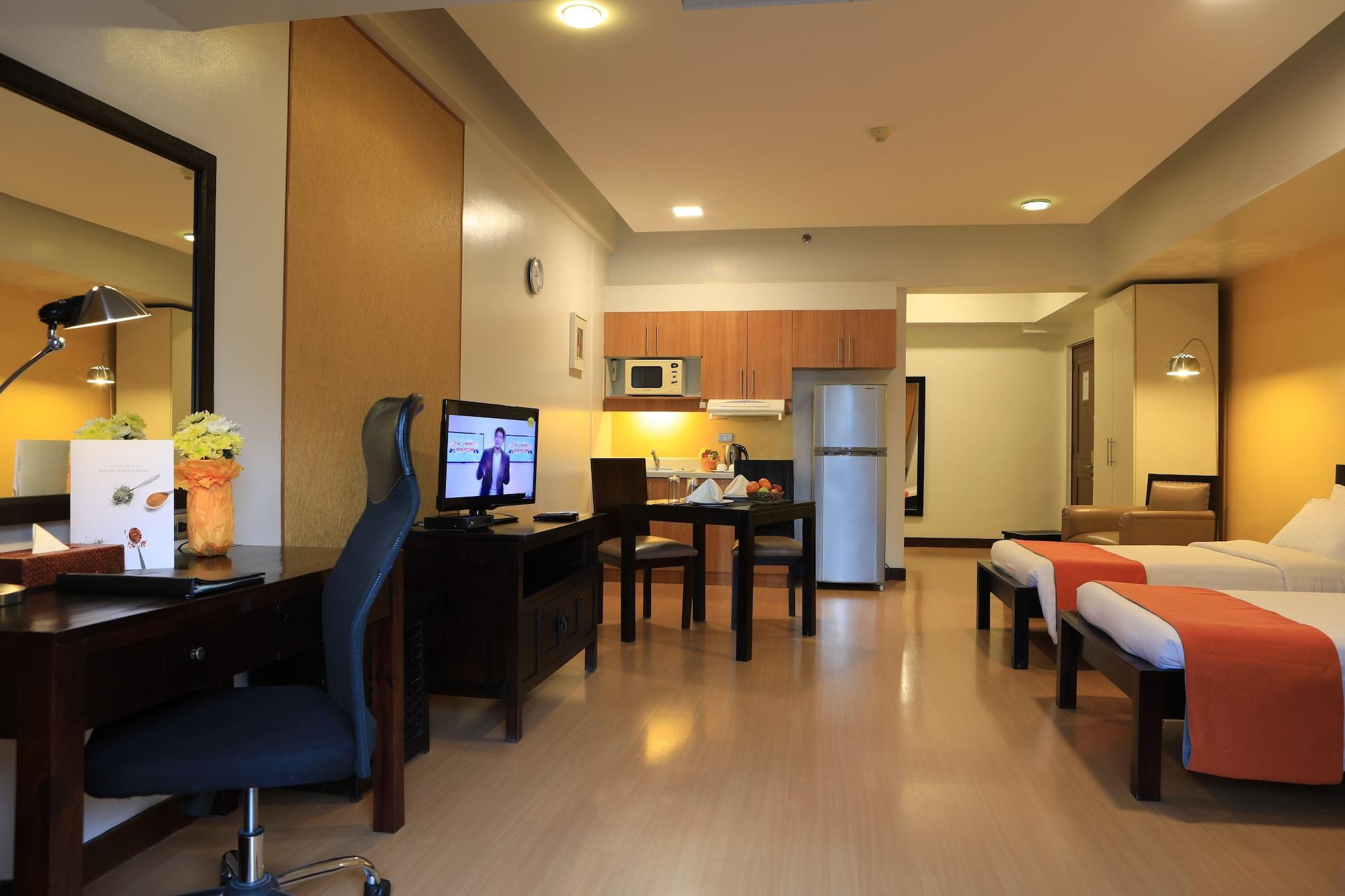 The Malayan Plaza Hotel Pasig City Bagian luar foto