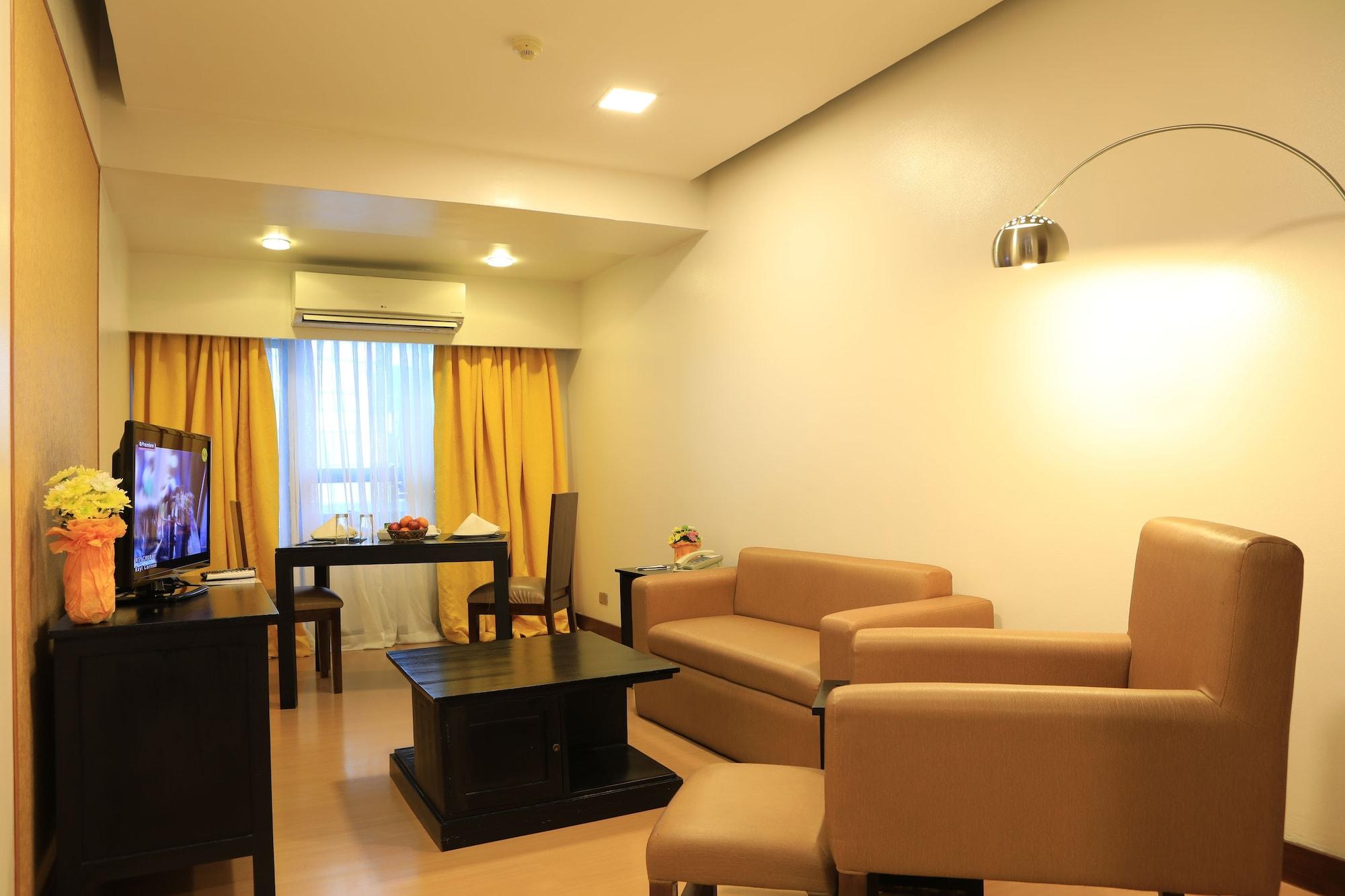 The Malayan Plaza Hotel Pasig City Bagian luar foto