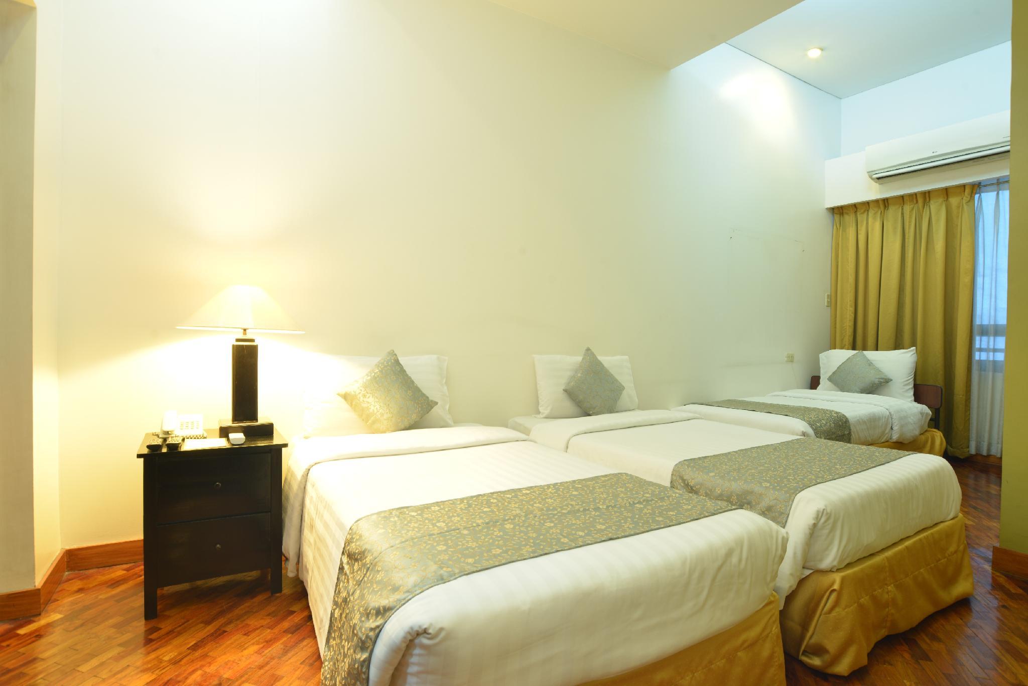 The Malayan Plaza Hotel Pasig City Bagian luar foto