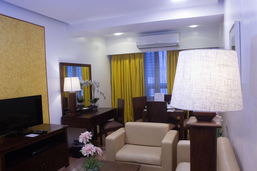 The Malayan Plaza Hotel Pasig City Bagian luar foto