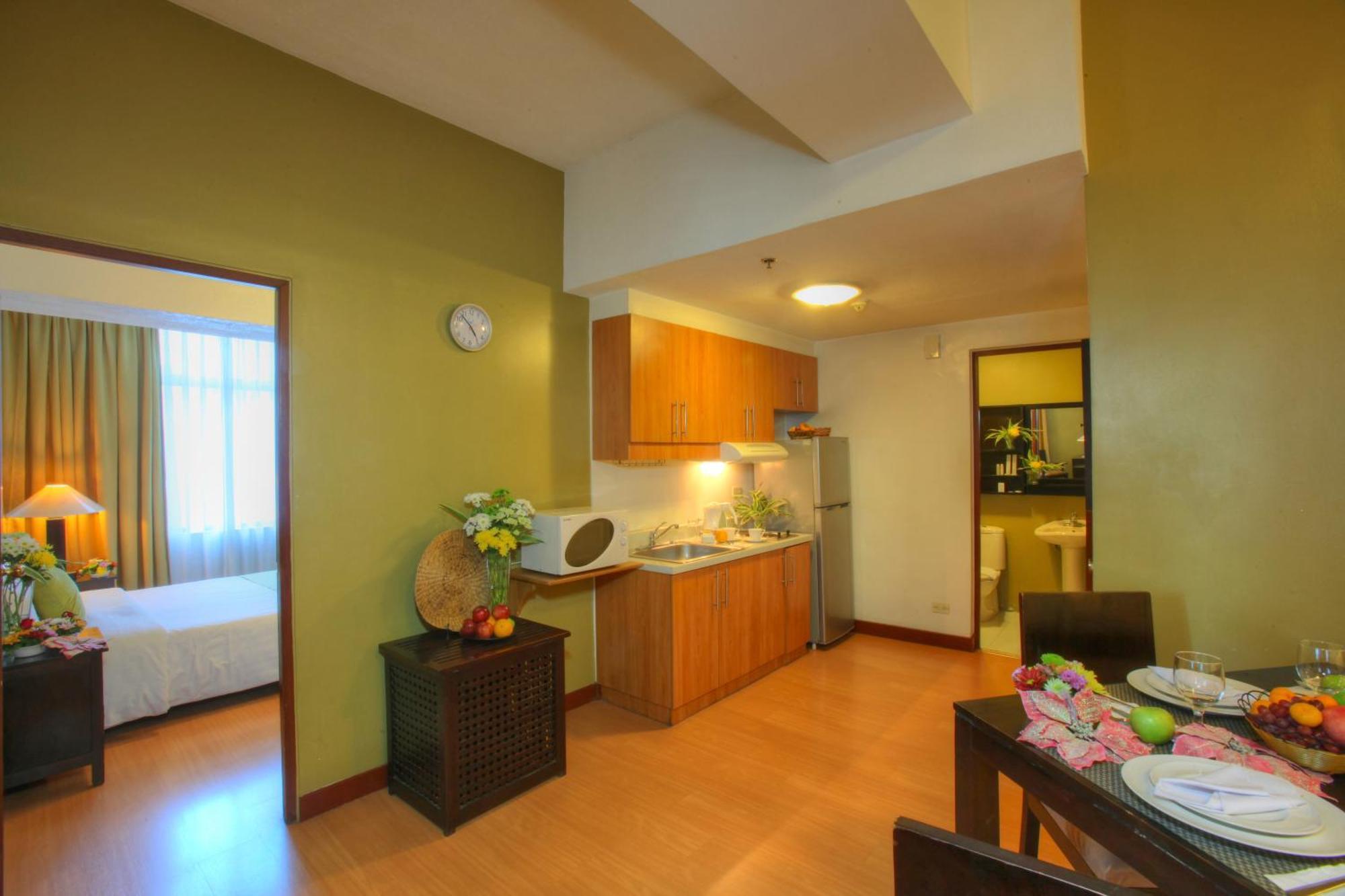 The Malayan Plaza Hotel Pasig City Bagian luar foto