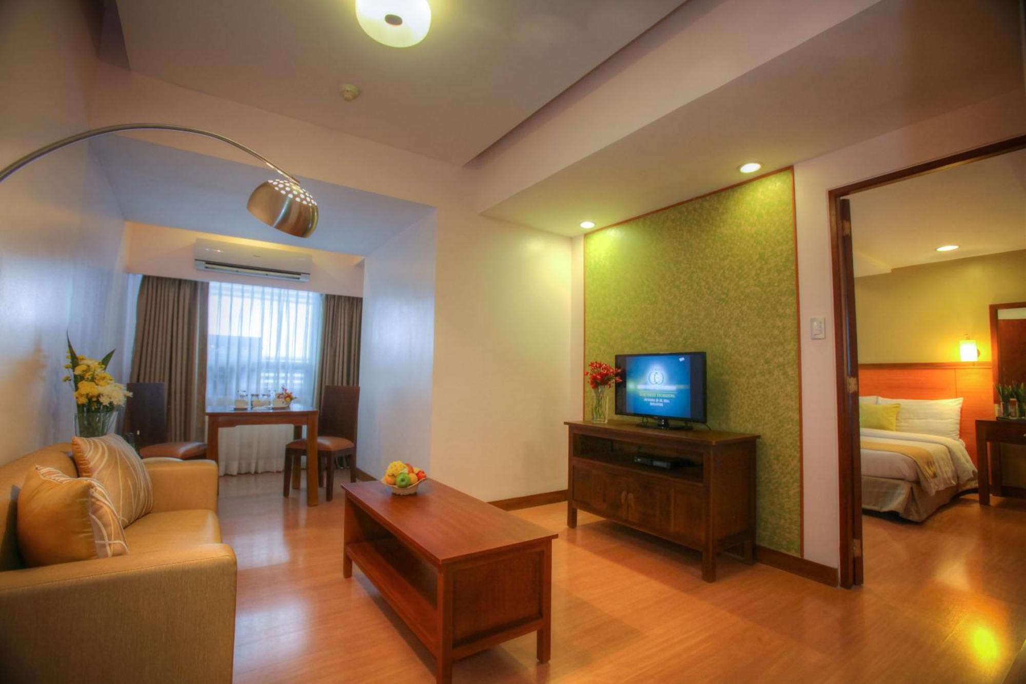 The Malayan Plaza Hotel Pasig City Bagian luar foto